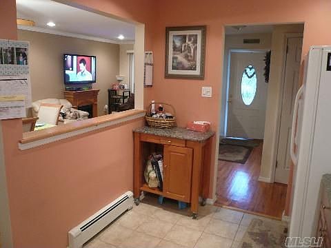 3rd image of 1190 Lakeshore Dr