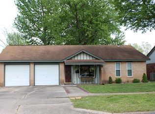 520 Warwick Dr, Muskogee, OK 74403