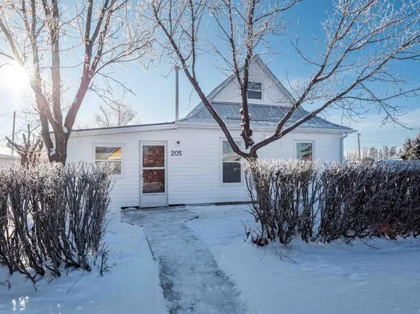 205 N Trochu Ave, Trochu, AB T0M 2C0