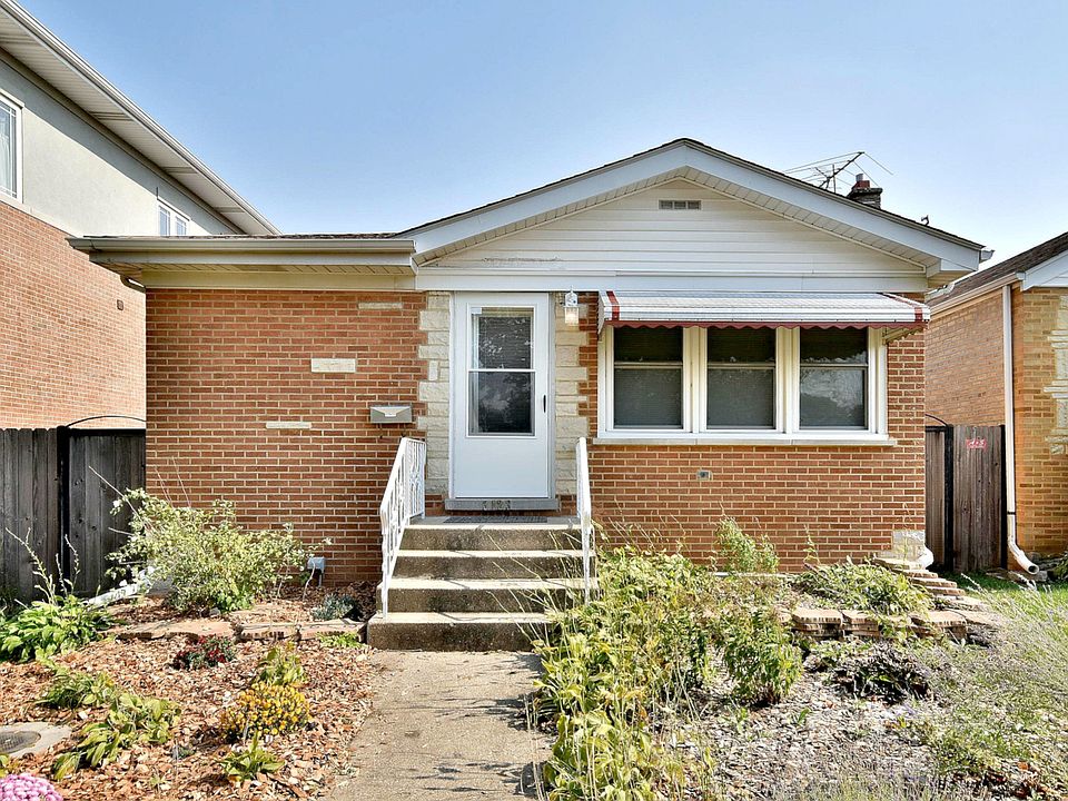 1st image of 3123 N Oketo Ave