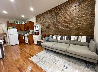 213 E 11th St APT 4A, New York, NY 10003