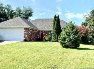 4107 Andrew Dr, Floyds Knobs, IN