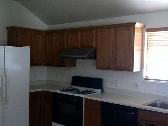 5th image of 12724 Serafy Ct