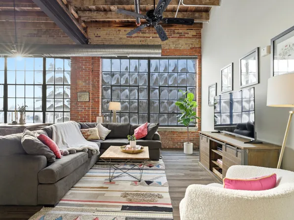 570 S Front St APT 312, Columbus, OH 43215