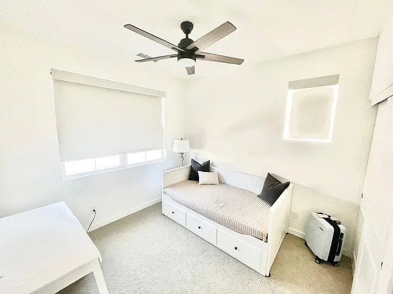 2422 Encanto Pass — Photo 26