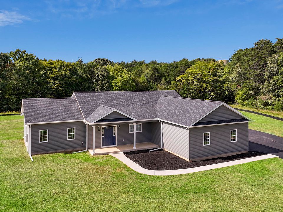 1st image of 139 Belvior Cir