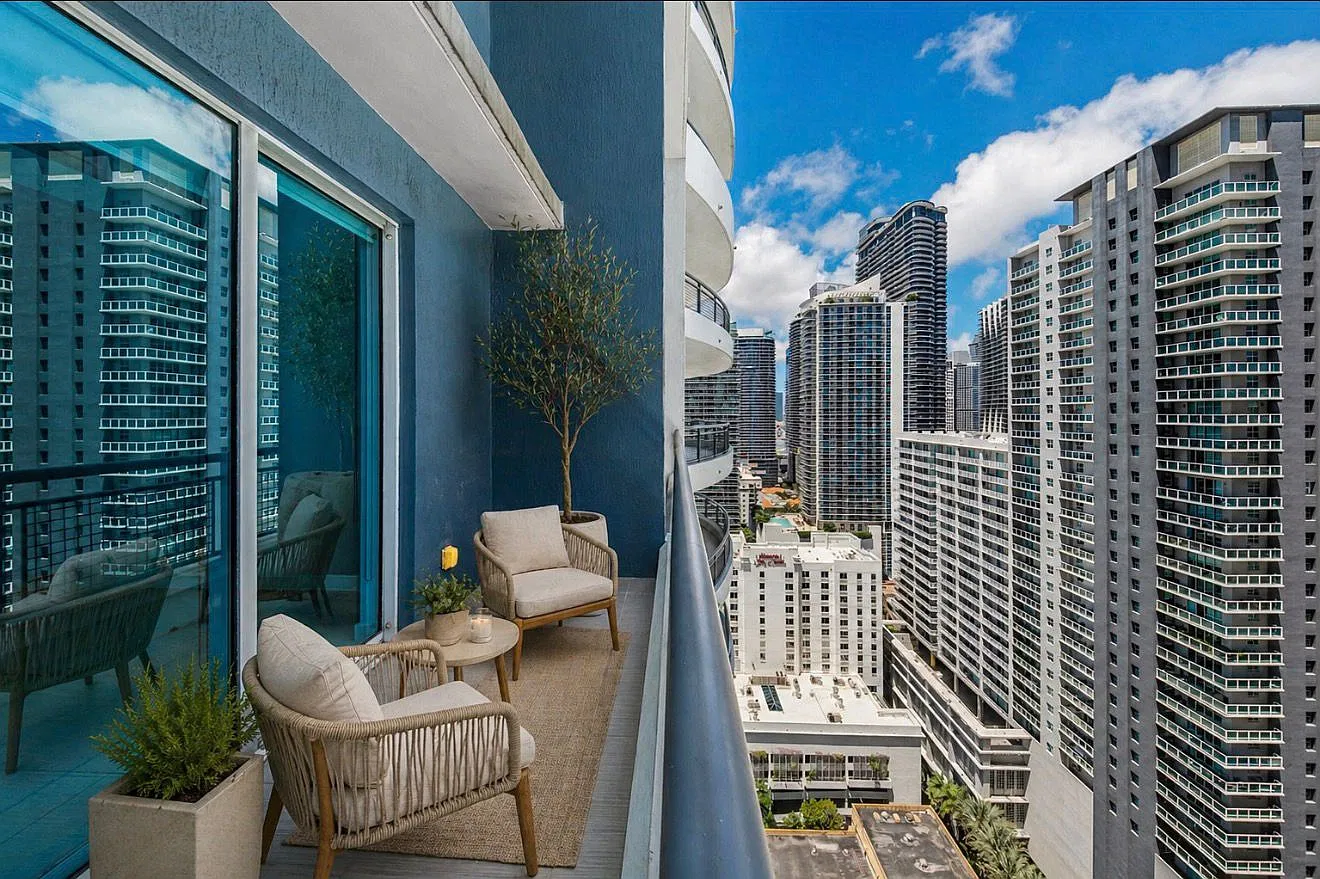 1 bed, 1.5 bath, 785 sqft, $3,200 — Photo 4
