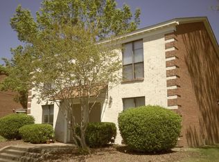 217 Helen Cir #B, Starkville, MS 39759