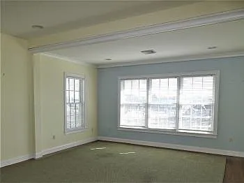 68 Center St #16 — Photo 8