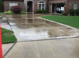 3512 Normandy St, Springdale, AR 72764