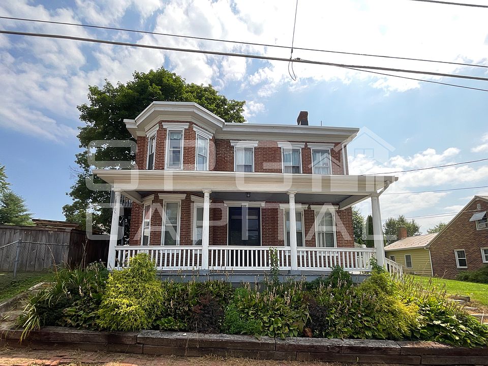 1st image of 130 S Main St #2
