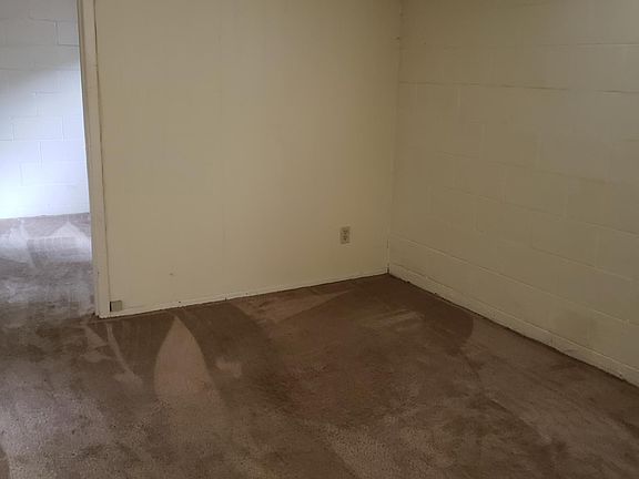 1st bedroom