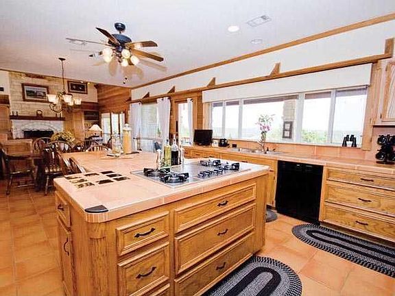4th image of 13200 Madrone Mountain Way
