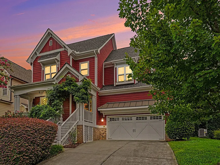 805 Laurel Garden Way — Photo 1