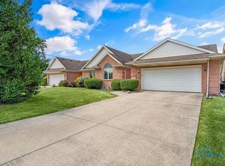 31 Trafalgar Bnd, Bowling Green, OH 43402