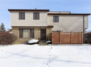 621 Northgate Rd, New Lenox, IL 60451