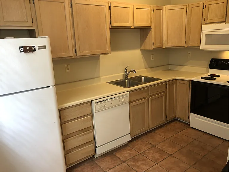 9 E 33rd St #B — Photo 7
