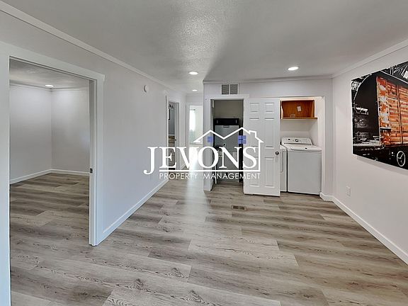 5th image of 503 N 12th St