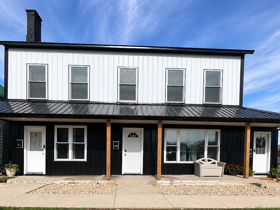 206-208 N Cherry St #206-1/2