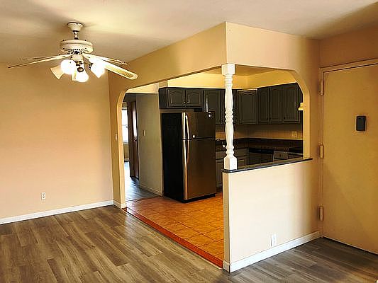 5th image of 3244 72nd St #2