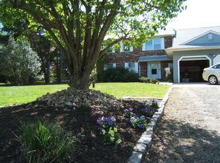 203 Robbinsville Edinburg Rd, Trenton, NJ 08691