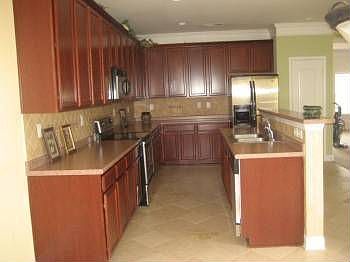 4th image of 7043 Woodbridge Valley Cres
