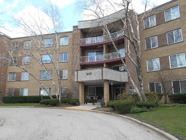 1st image of 945 E Kenilworth Ave Unit 321