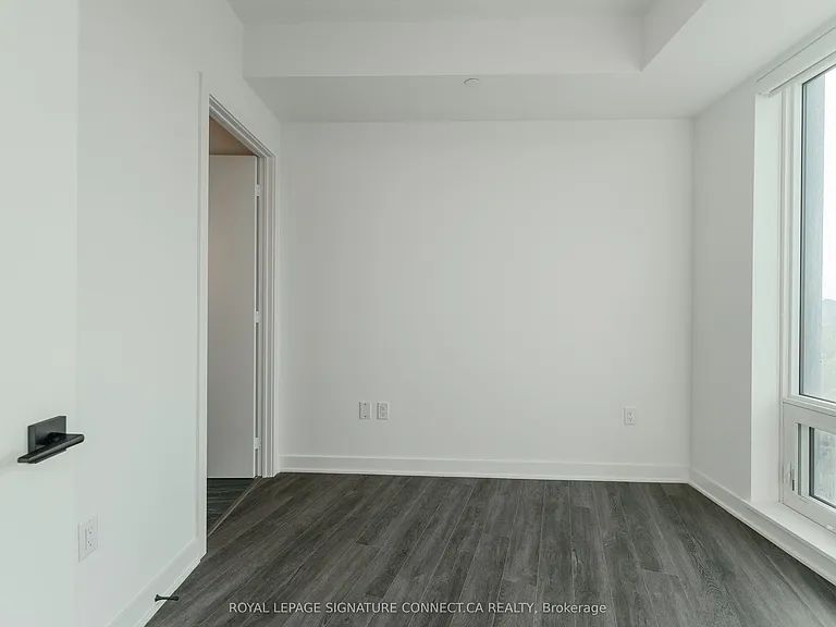 1185 Dupont St #1210 — Photo 18