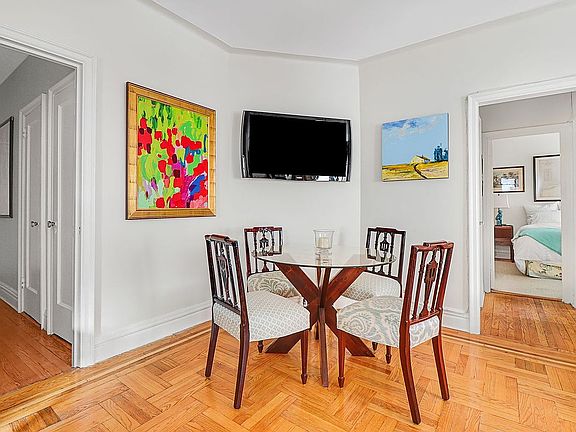 3rd image of 230 E 71st St APT 2B