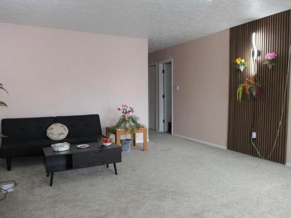 4th image of 205 E Jolly Rd #6