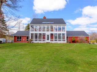 145 Darby Rd, Scituate, RI 02857