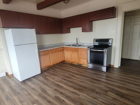 302 Adams St APT 2