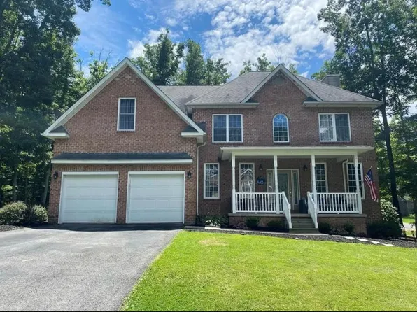 104 Falcon Pl, Daniels, WV 25832