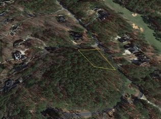 1000 Troon Ct, Greensboro, GA