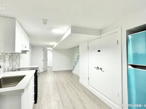 99 Mackay Ave #2, Toronto, ON M6H 2N7