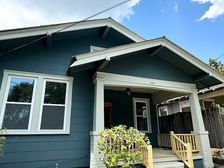 Willard St — Photo 1