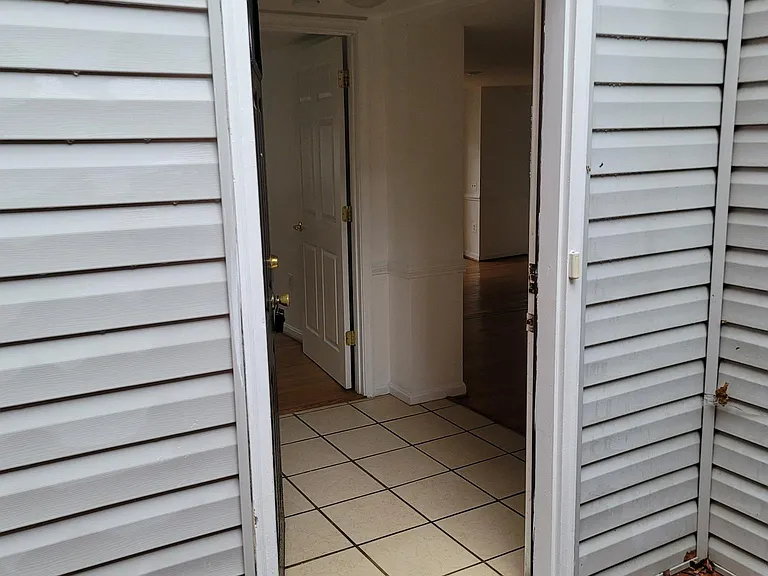 1533 N Colonial Ter #A — Photo 3