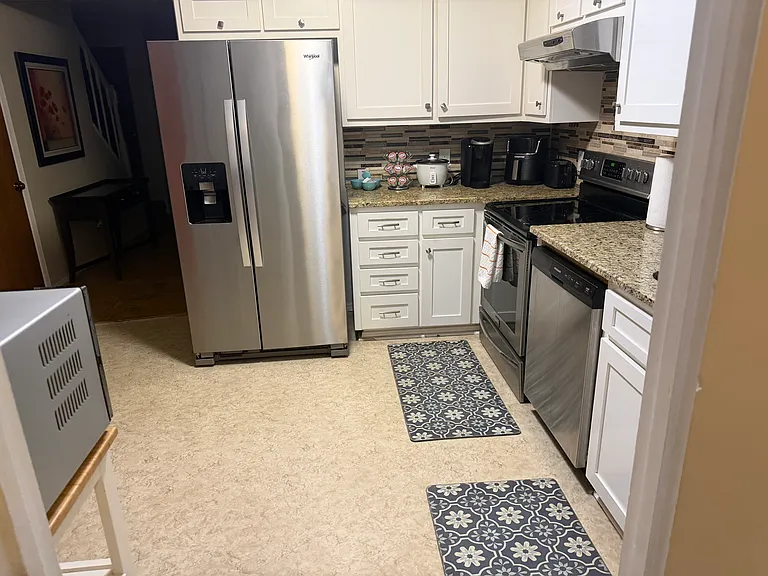326 S Union Ave — Photo 6