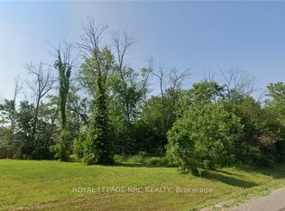 Dominion Rd #3781, Fort Erie, ON L2A 1G3