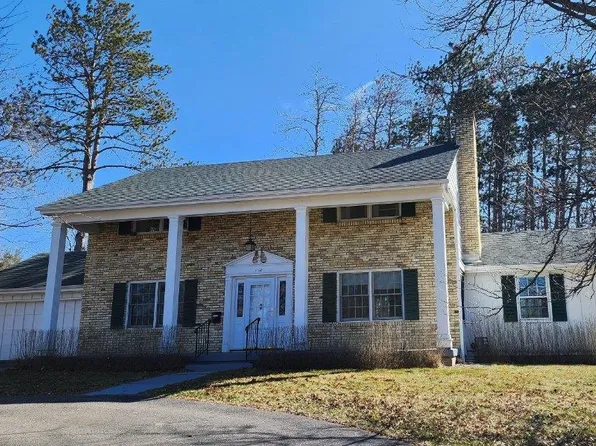 1108 Riverview Dr, Reedsburg, WI 53959