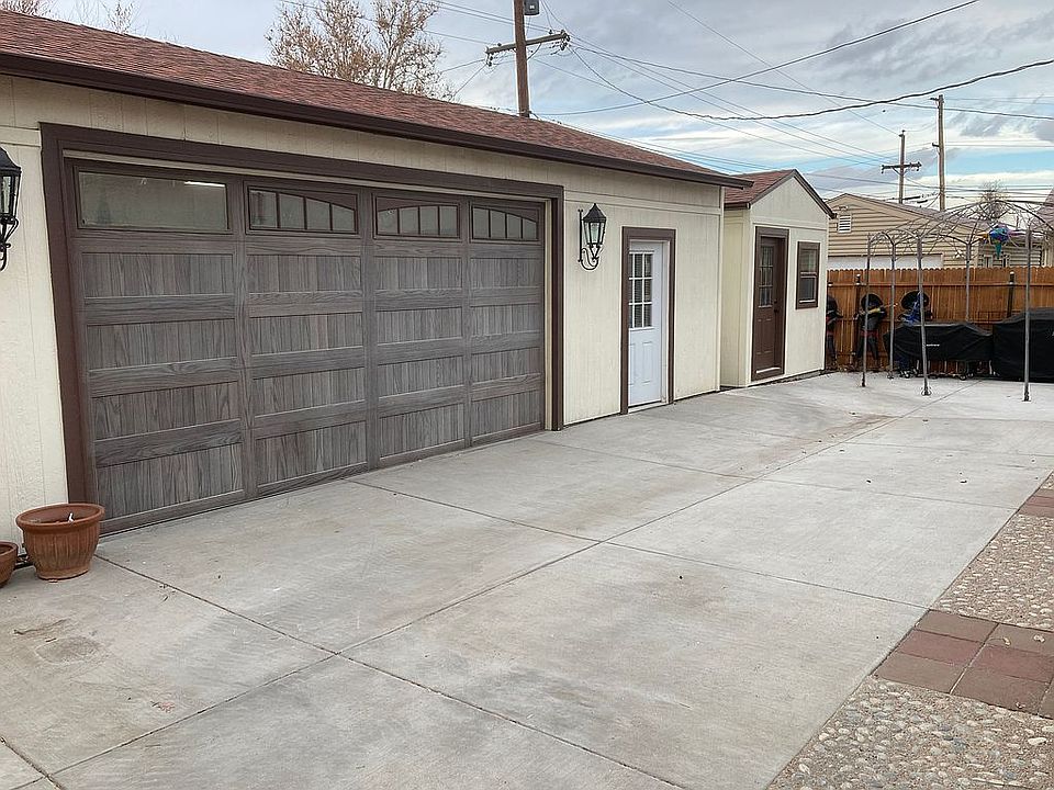 2nd image of 6971 Locust St