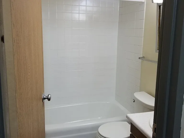 1315 Spring St — Photo 12