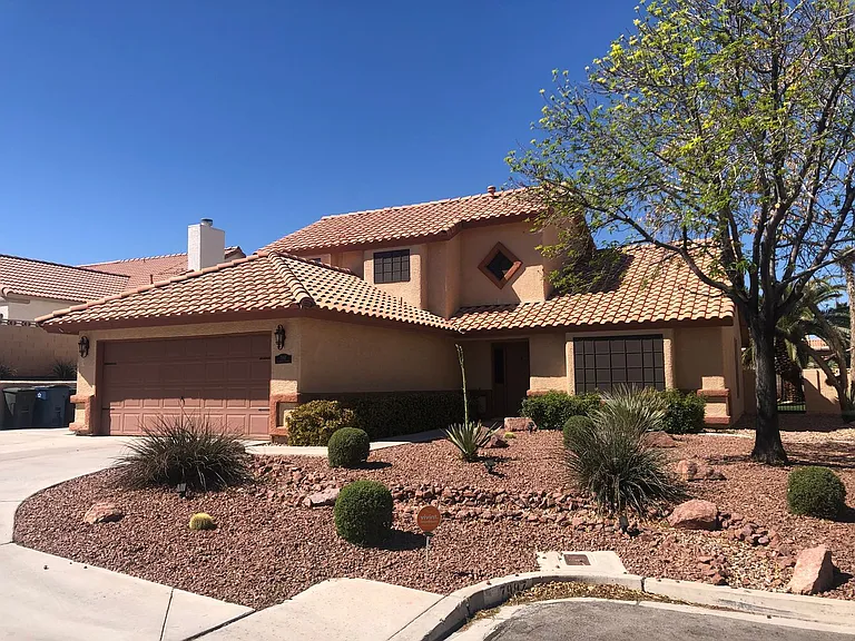 7997 Flametree Ct — Photo 4