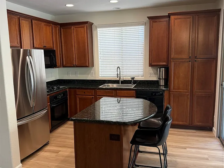 11900 Calle De Sol Dr — Photo 2