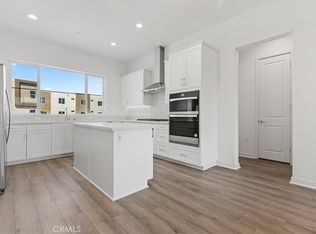 213 Baluster, Irvine, CA 92618