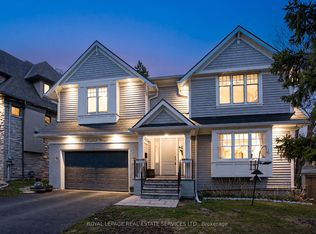 34 Lambeth Rd, Toronto, ON M9A 2Y7