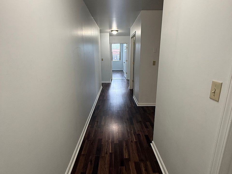 1st image of 1300 11th Ave APT 301