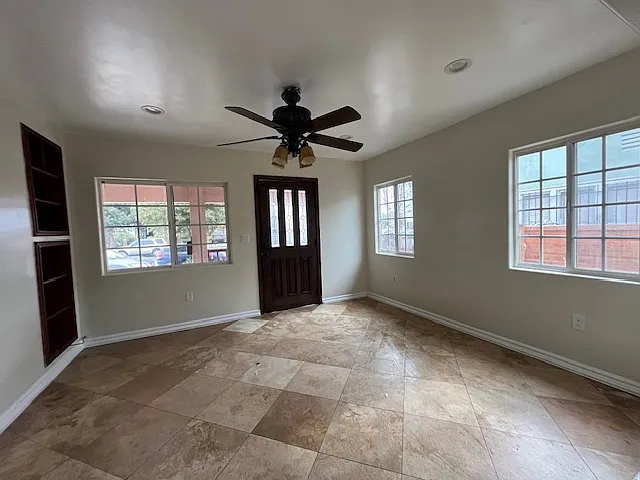 4047 S Harvard Blvd — Photo 1