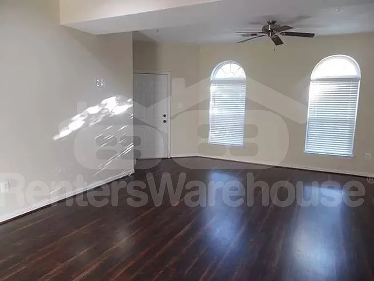1612 Hardwick Ct #A — Photo 3