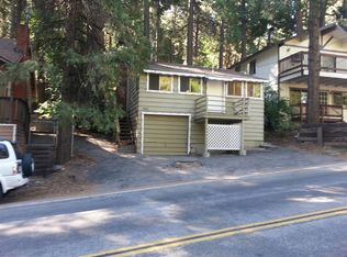 967 Fern Dr, Crestline, CA 92325